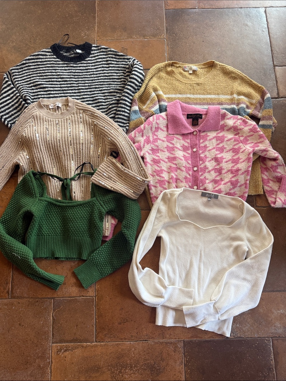 Lot of 6 Comfy Cute Sweaters Sizes XS S M Divided Forever 21 Marled Pink Rose